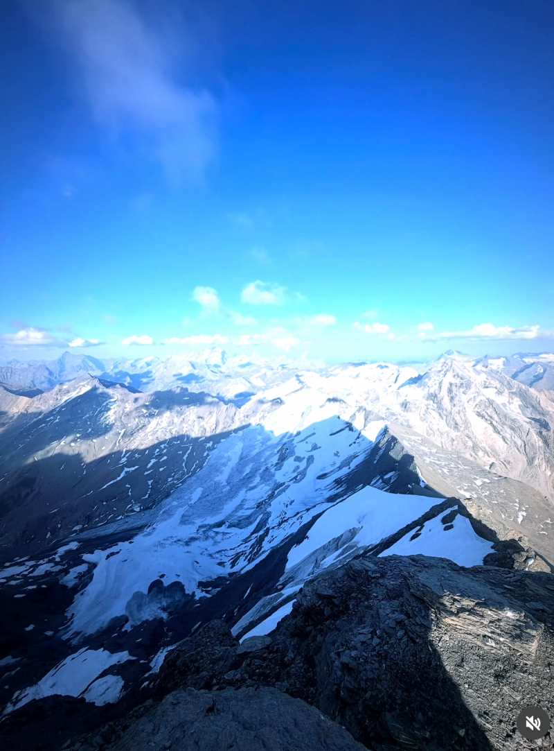 Le Sommet De l'Aiguille  De La Grande Sassière 