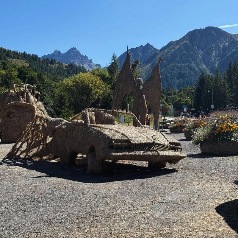 Les Sculptures sur Paille et Foin
