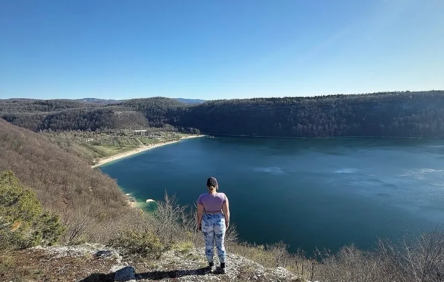 Image Le Lac De Chalain (belvédère de fontenu)