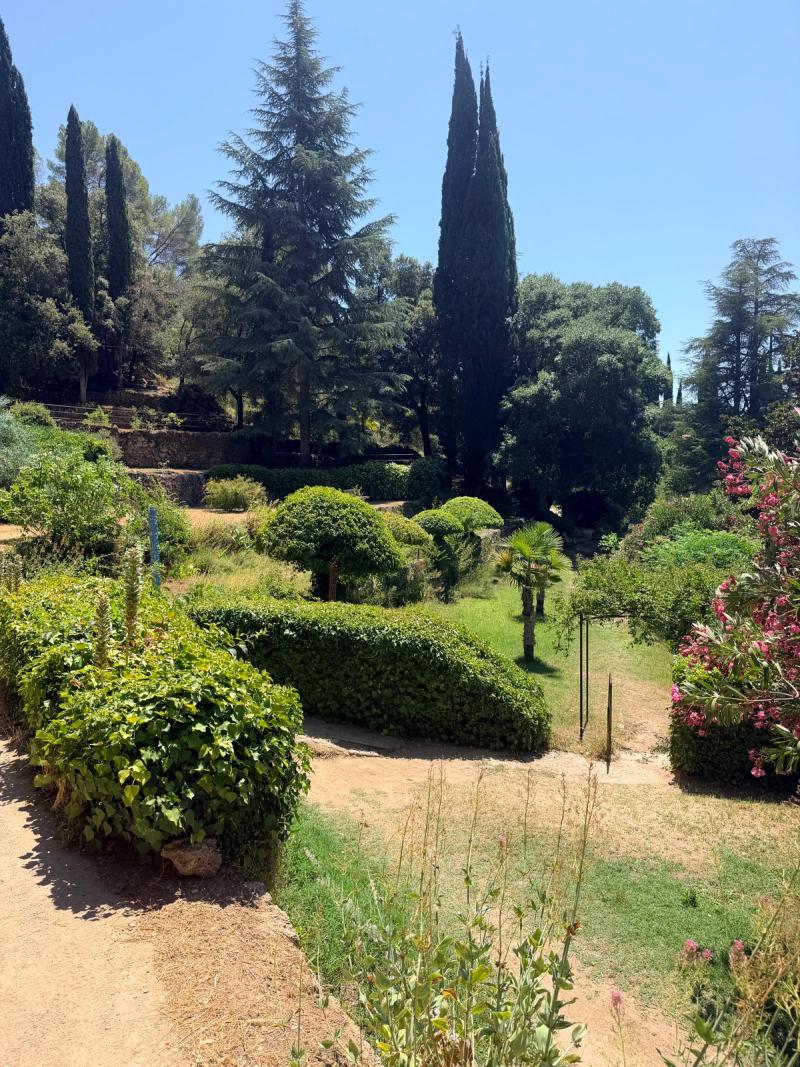 Le Jardin Troglodyte De Villecroze 