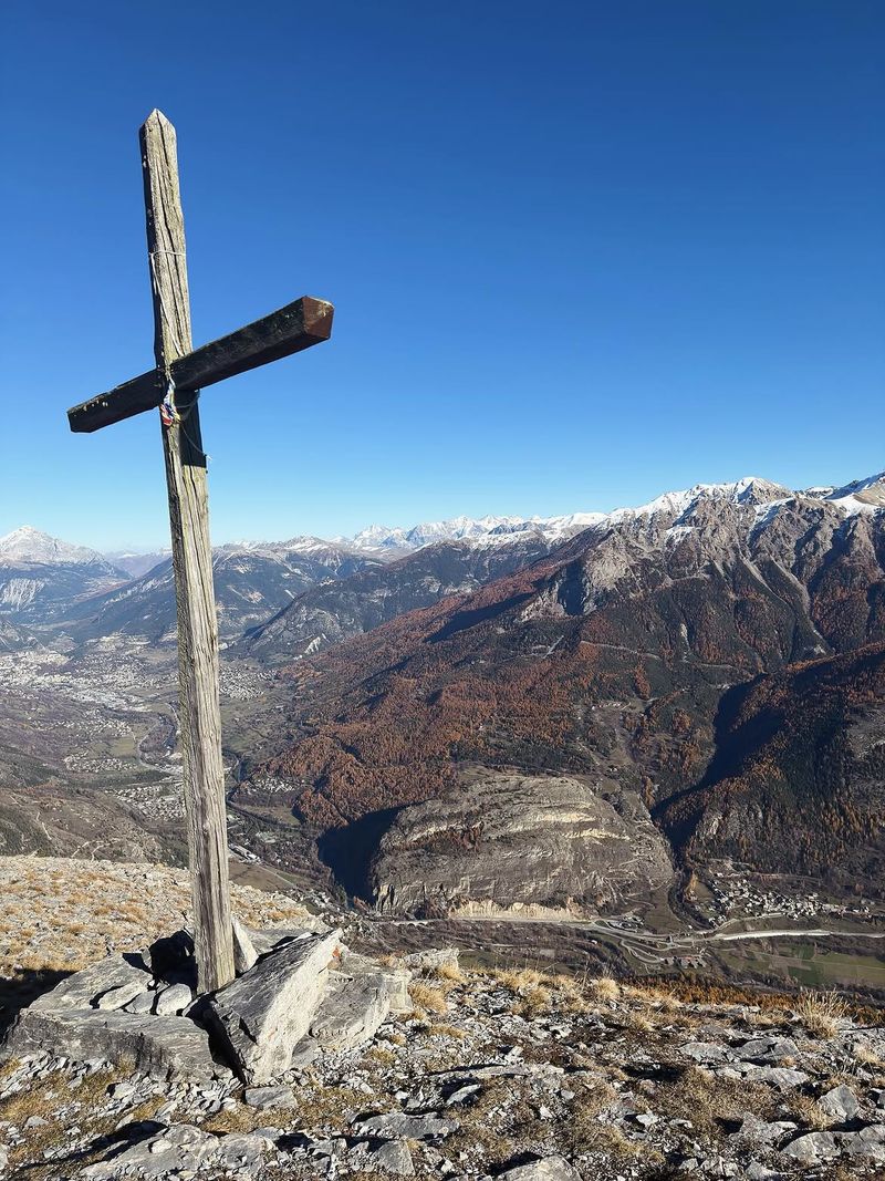 Le Sommet De La Croix de la Salcette