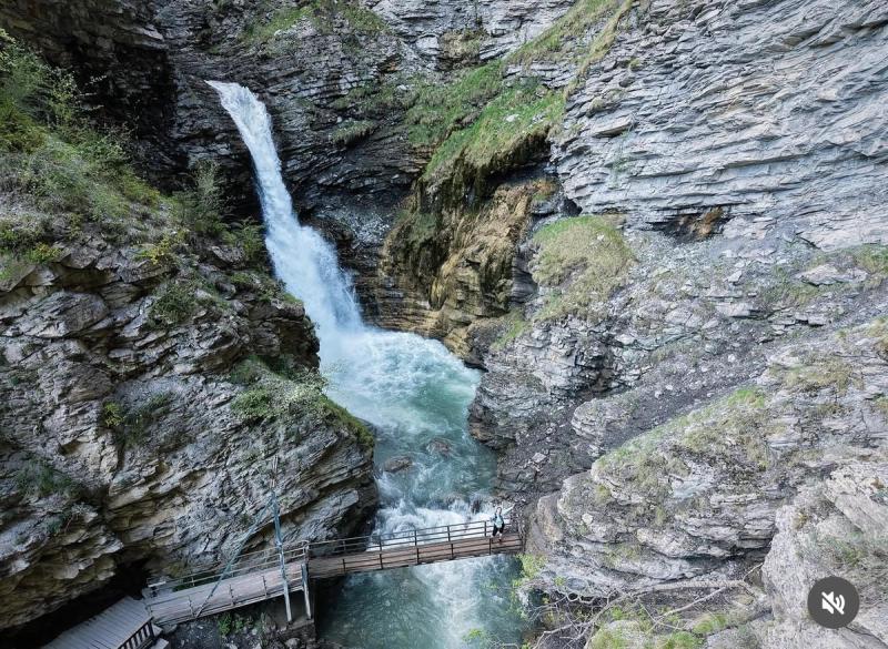 La Cascade De La Lance