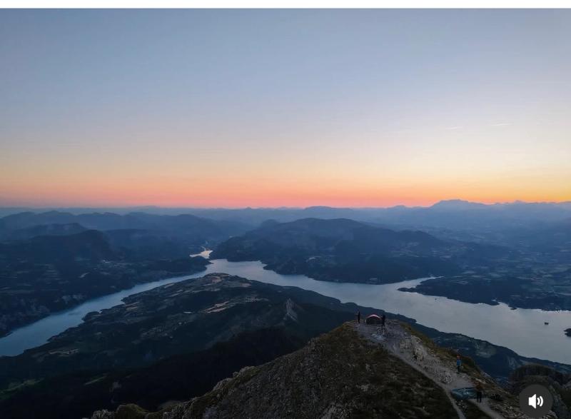 Bivouac au Sommet du Pic Du Morgon 