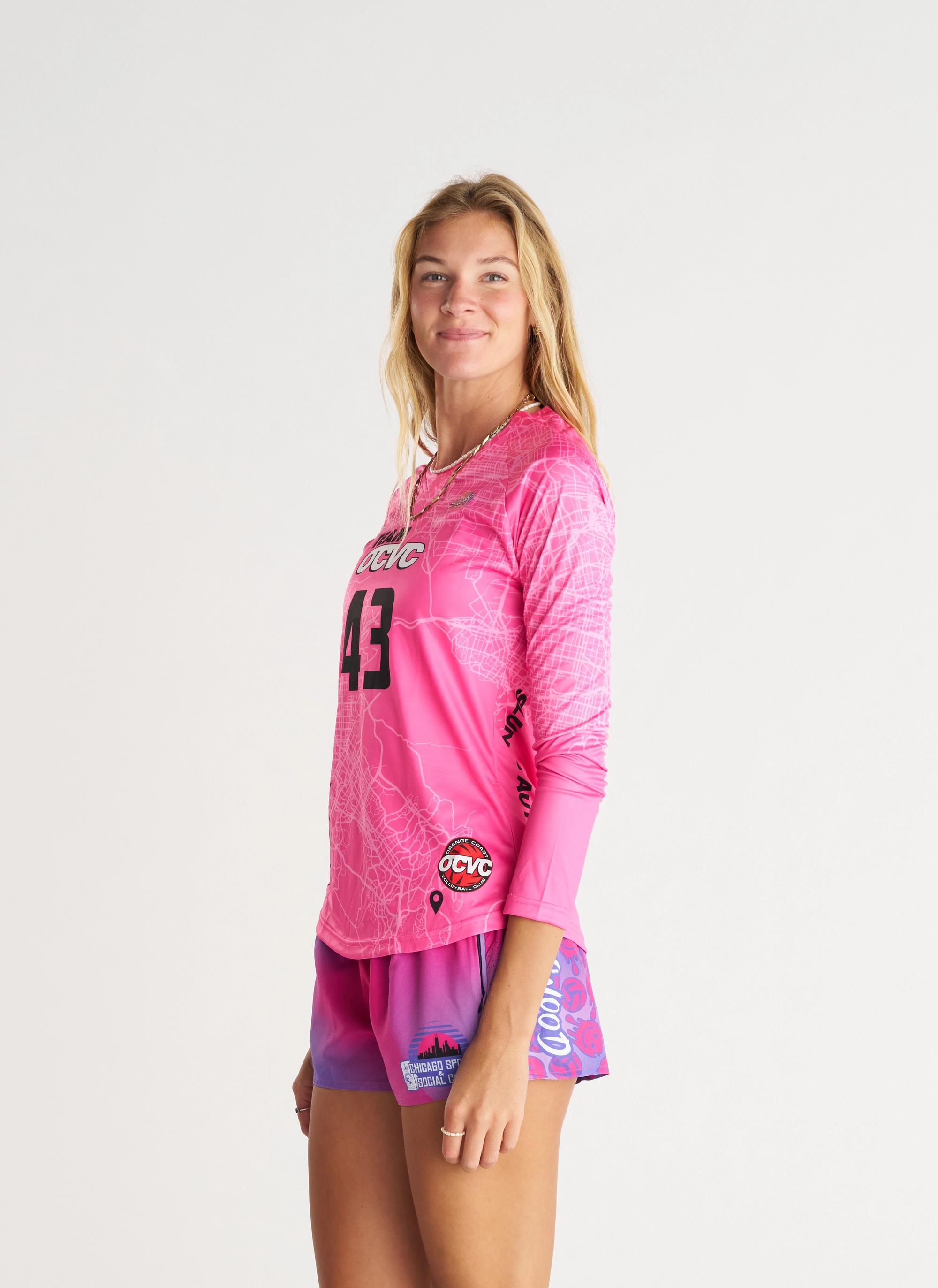 Long sleeve custom jersey on body