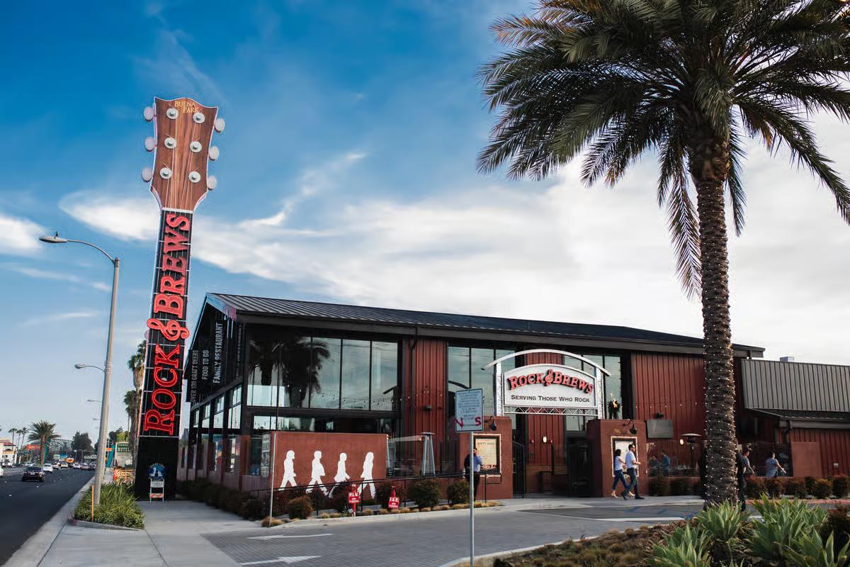 Founders, Leaders, and an inKind Event: Networking with Relish at Rock & Brews