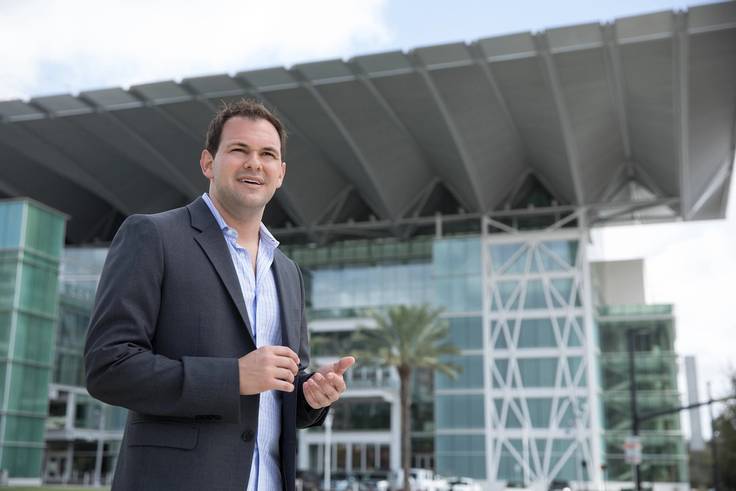 Entrepreneur Adam Schwartz ’10 ’12MBA in downtown Orlando.