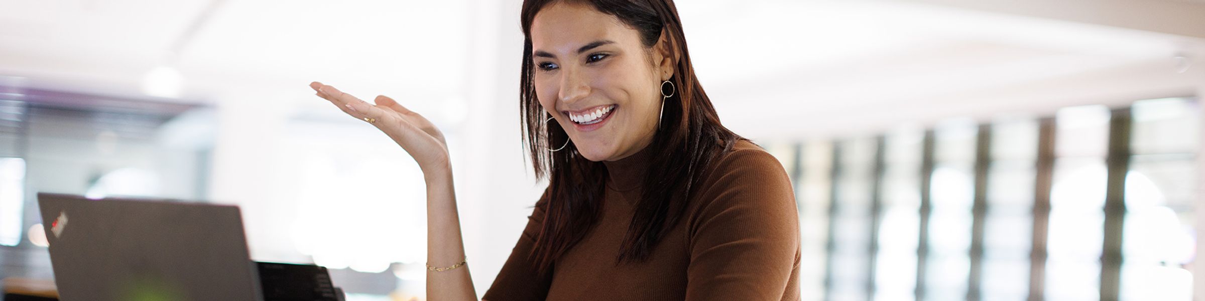 An admission counselor chats with a Rollins applicant via video chat.