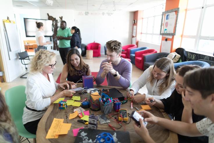 After its triumphant return from the San Francisco regional, Team BatterEASE got its creative juices flowing at the AdventHealth Innovation Lab, which is located just a couple of miles from campus.