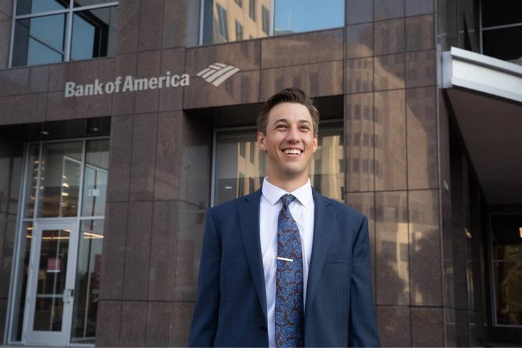 Harrison Loew ’20 outside of the Bank of America building, where he interned as a summer analyst.