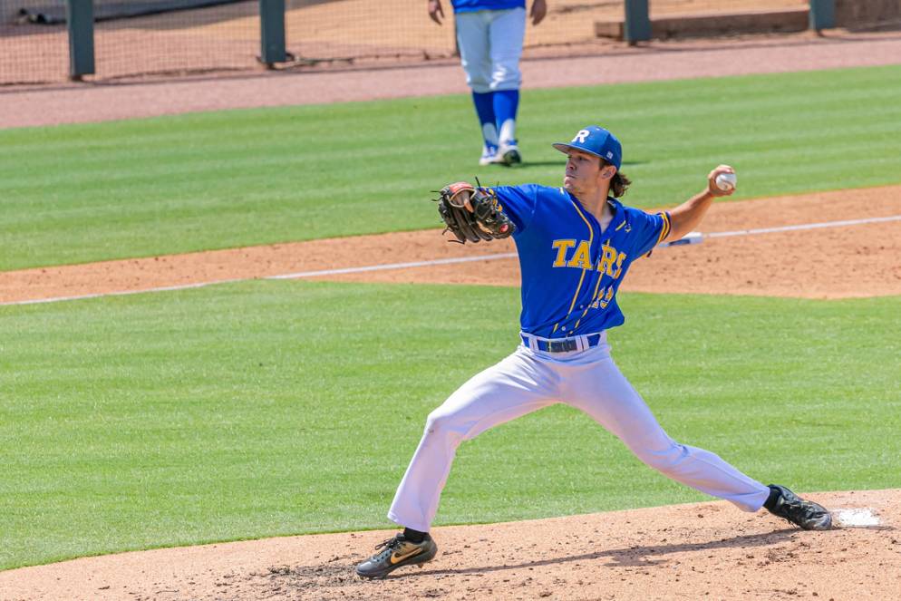 Jaylyn Whitehead pitching in the College World Series.