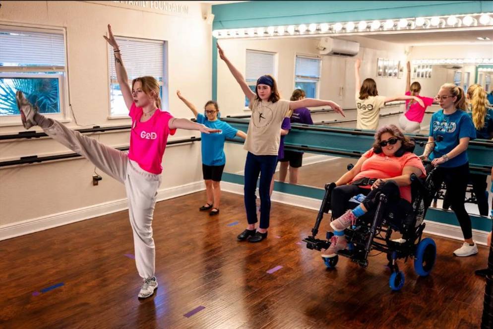 Sarah Briscoe ’26 leading a dance class at Chance 2 Dance