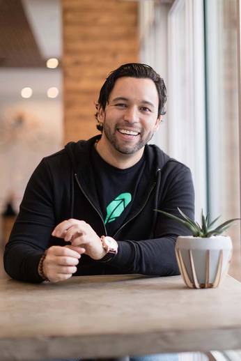 A portrait of Mehdi Taifi