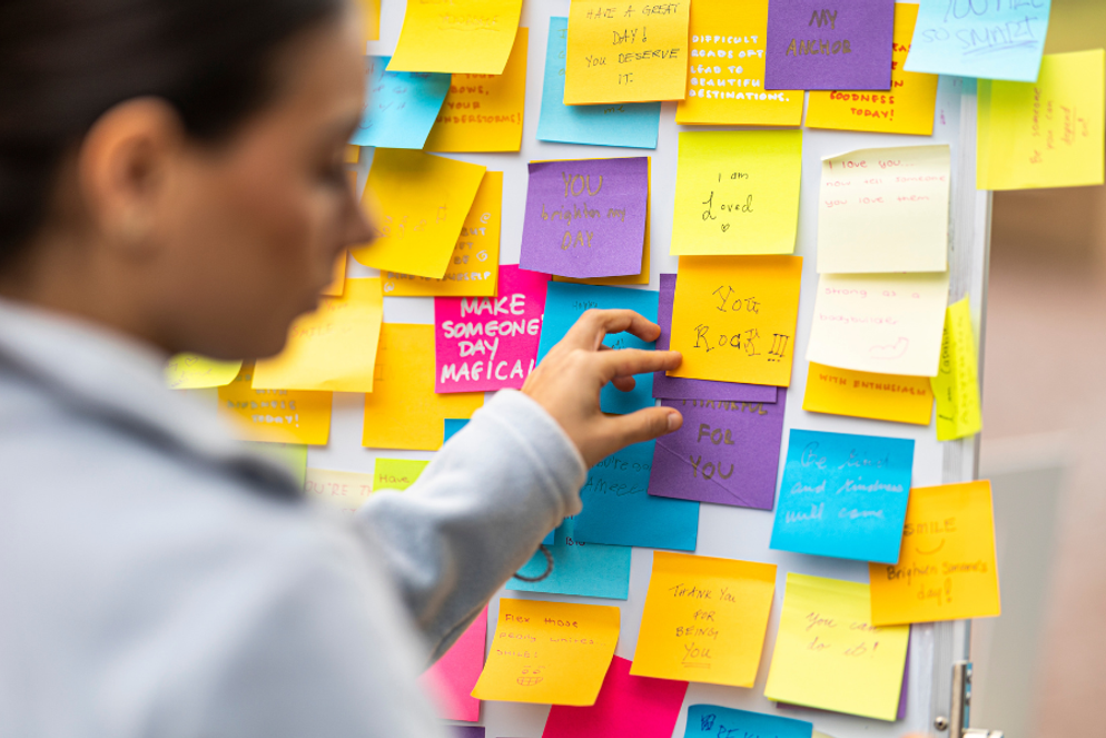 Messages of kindness on sticky notes