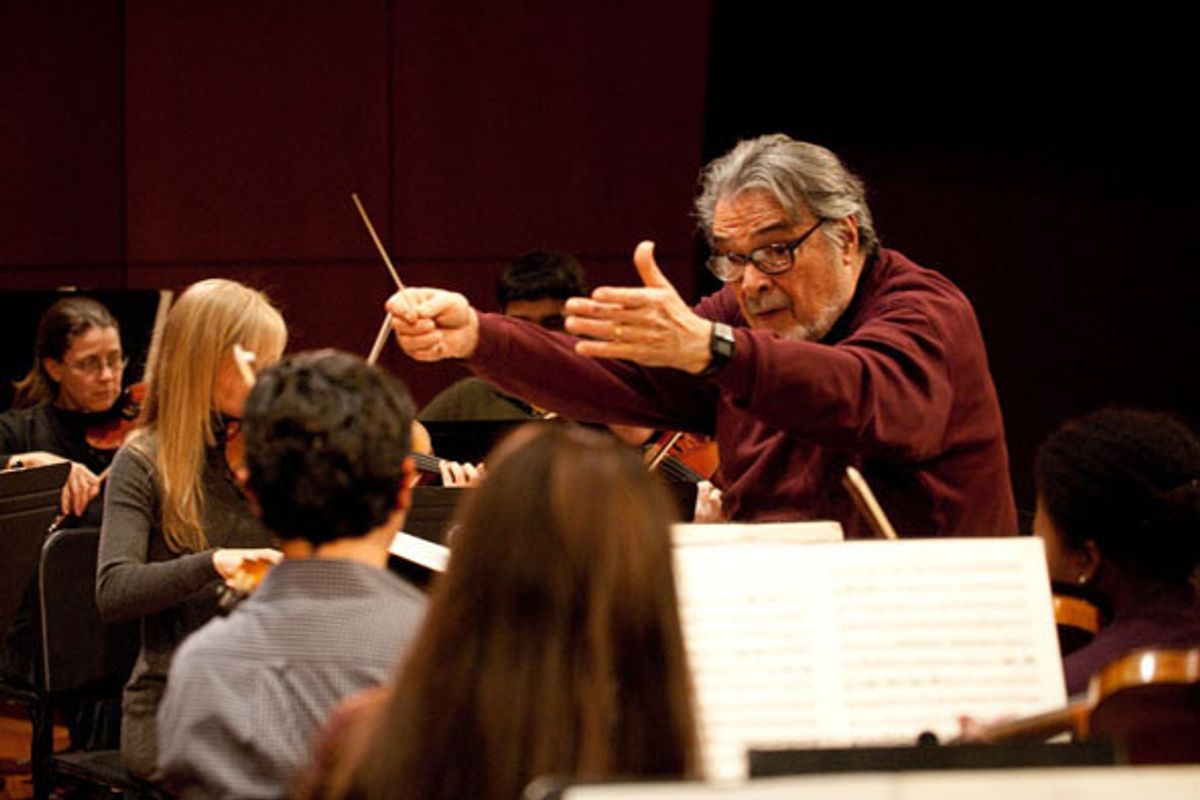 Master conductor leads Rollins student orchestra