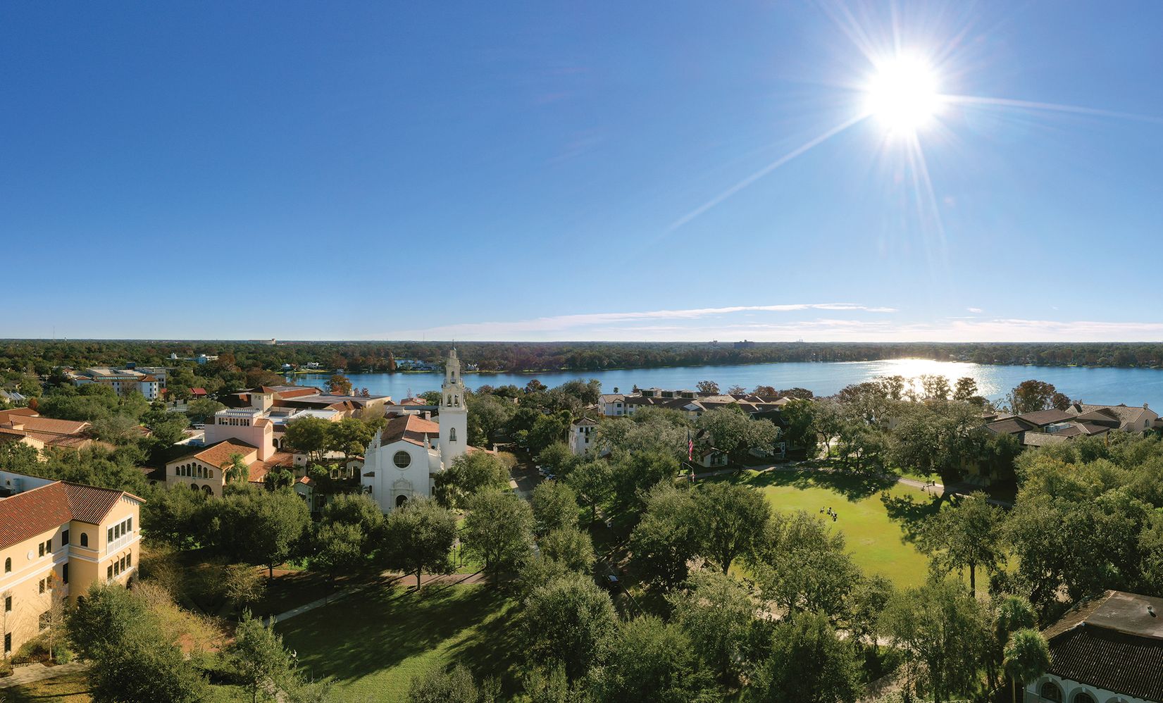 An aerial photo of the Rollins College campus.