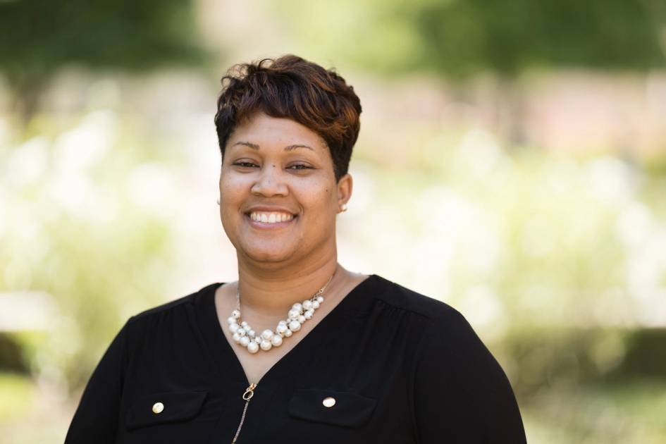 A portrait of Zaire Lionel, dean of admission at Rollins College