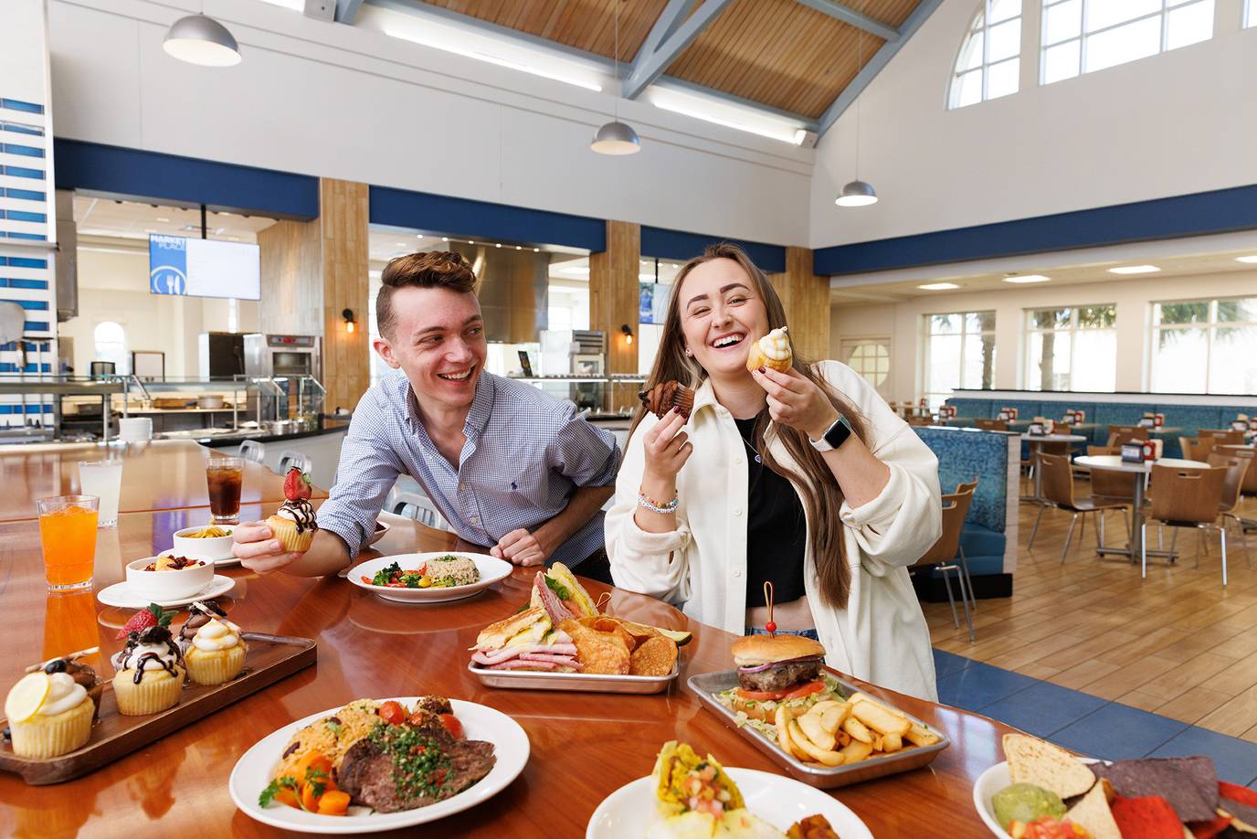 Rollins College students with on-campus dining options