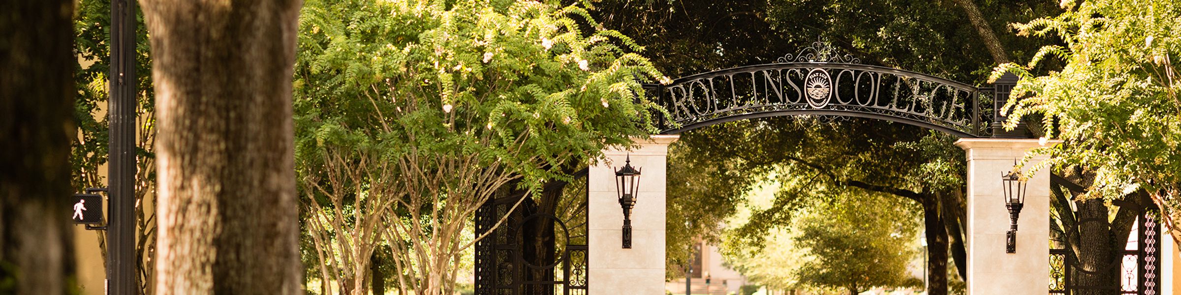 The main entrance to the Rollins College campus.