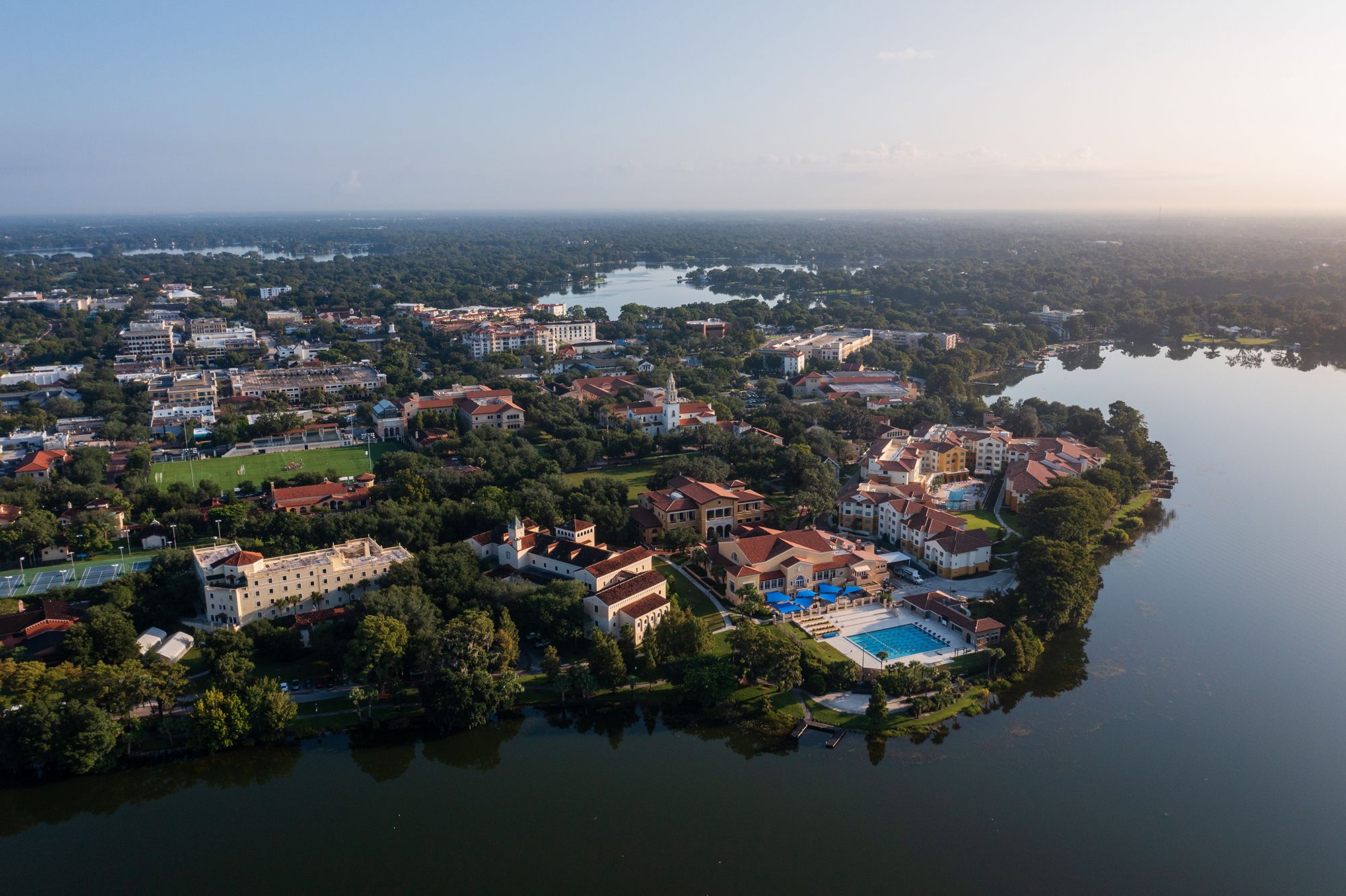 An aerial photo of the 鶹ƵAPP College campus.