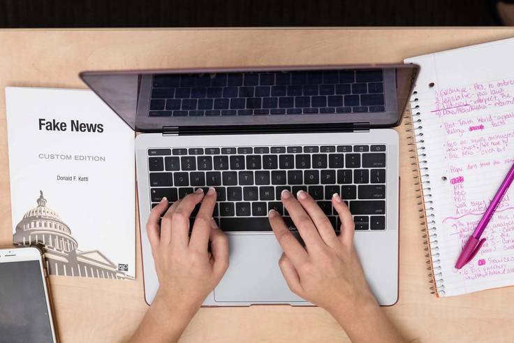 The Truth About Fake News course