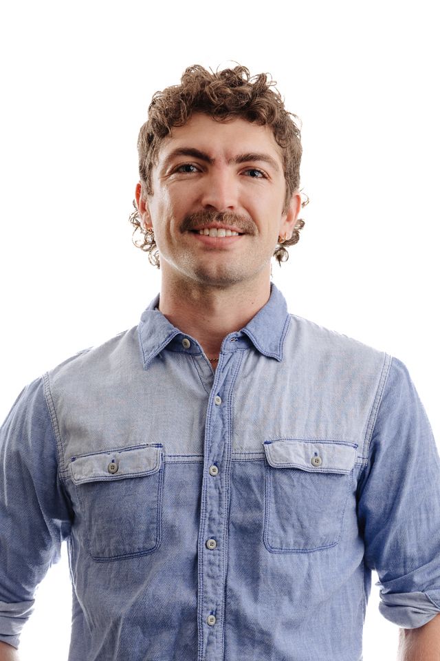 Headshot of Phoenix Rogers