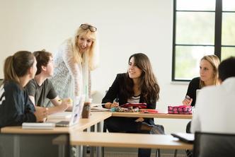 Director of Health Professions Nancy Niles engages her students in class discussion.