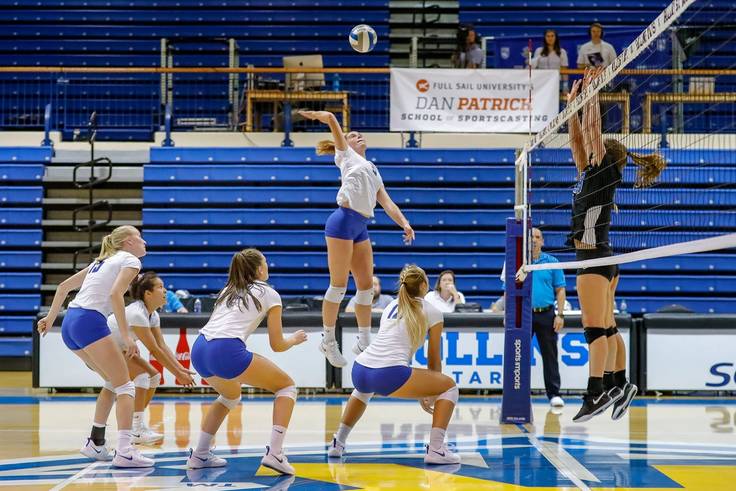 Rollins’ women’s volleyball team in action.