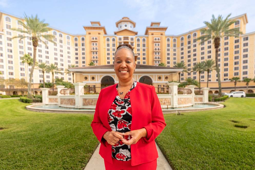 Dorea Mays in front of Rosen Shingle Creek