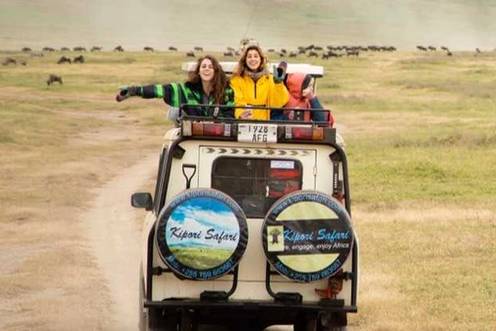 Rollins students in Tanzania.