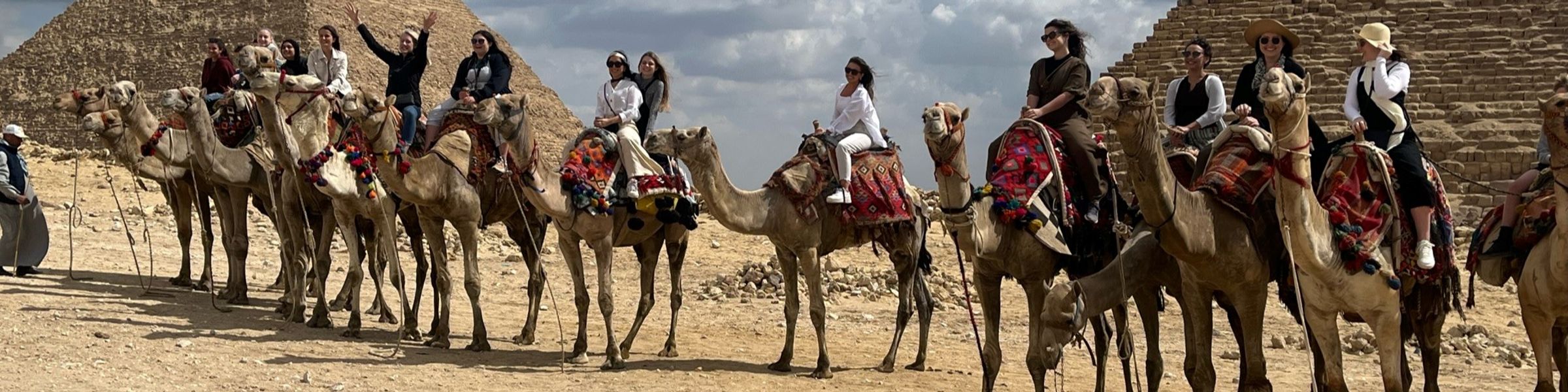 Rollins students on field study in Egypt.