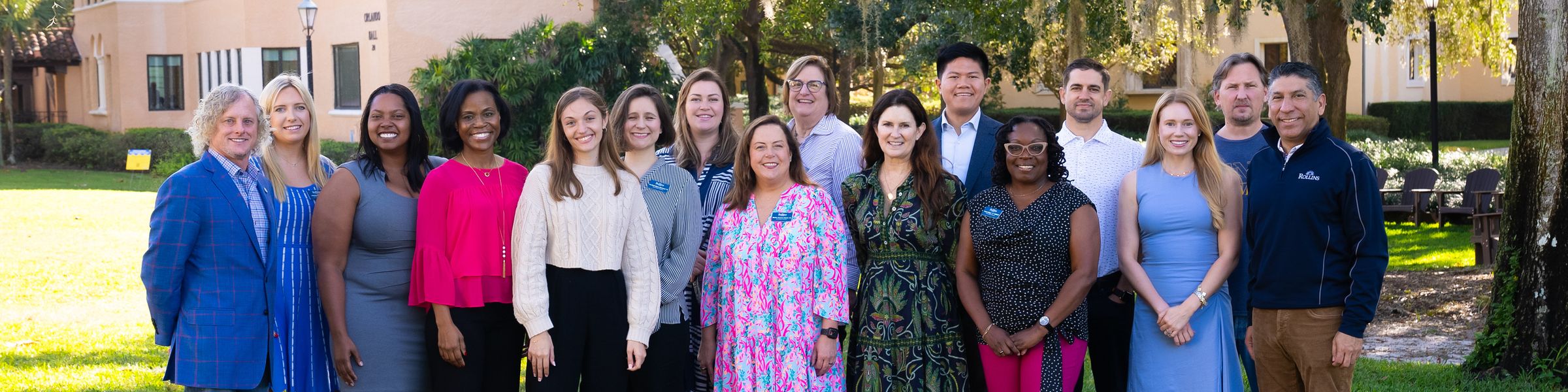 Two rows of alumni on Rollins Campus, alumni board members