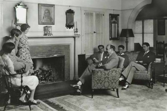 Hamilton Holt entertains students in his home, 1927. 