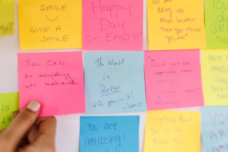 Back on Tars Plaza, students swapped anonymous messages of kindness meant to brighten each other's day. 