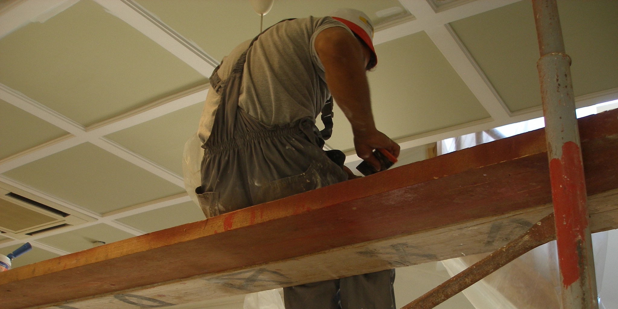 Χαιρεφώντος 12, ανακαίνιση κτιρίου το 1995