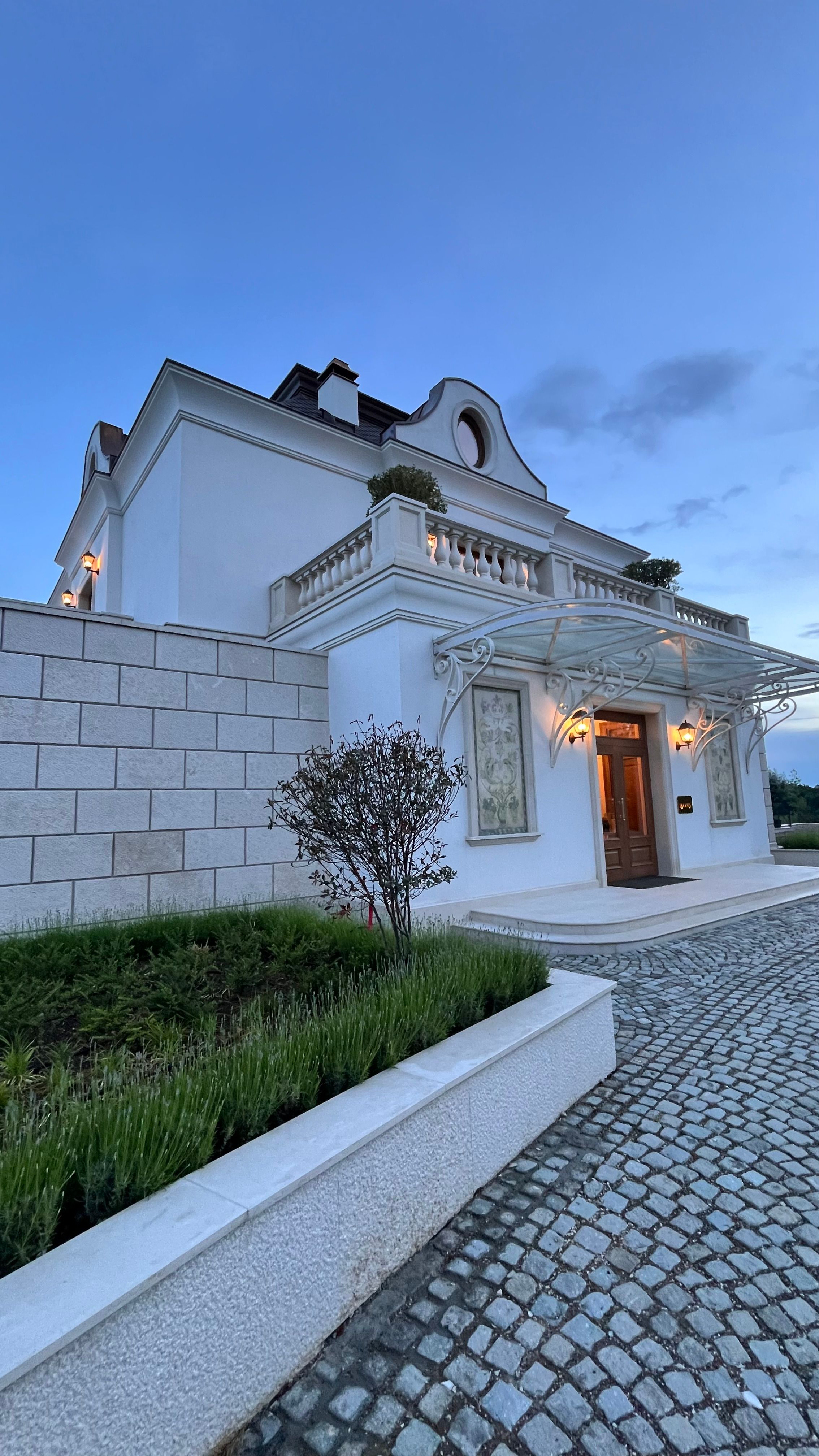 Veče umetnosti u vinariji La Gora