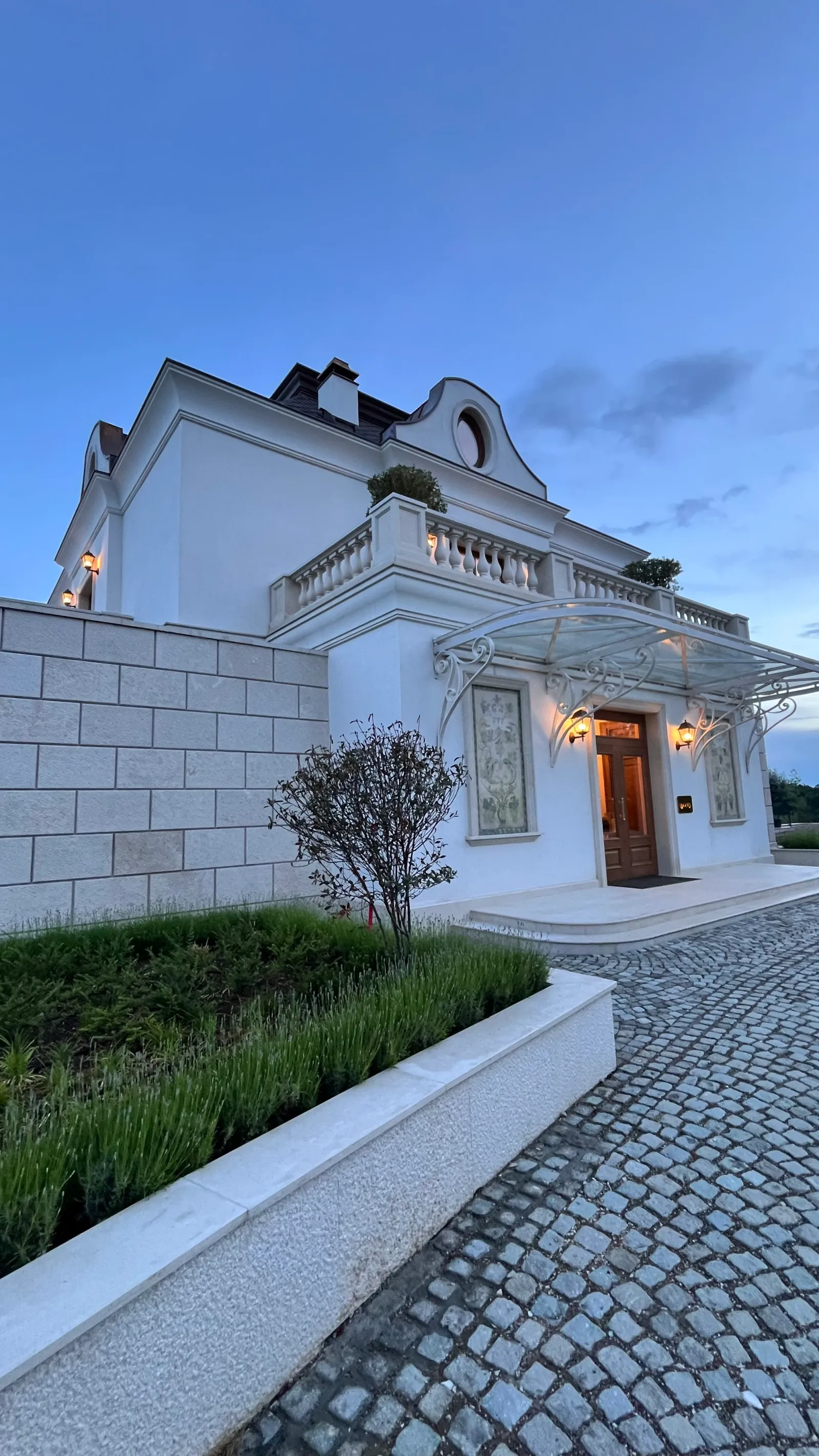 Veče umetnosti u vinariji La Gora