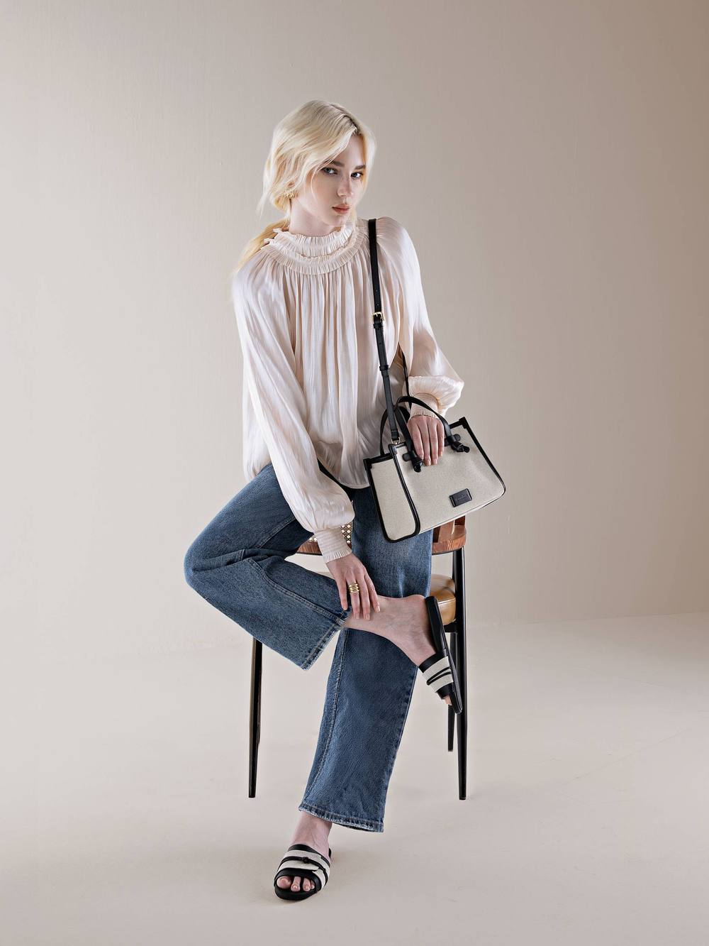 Elizabeth E, photo 6