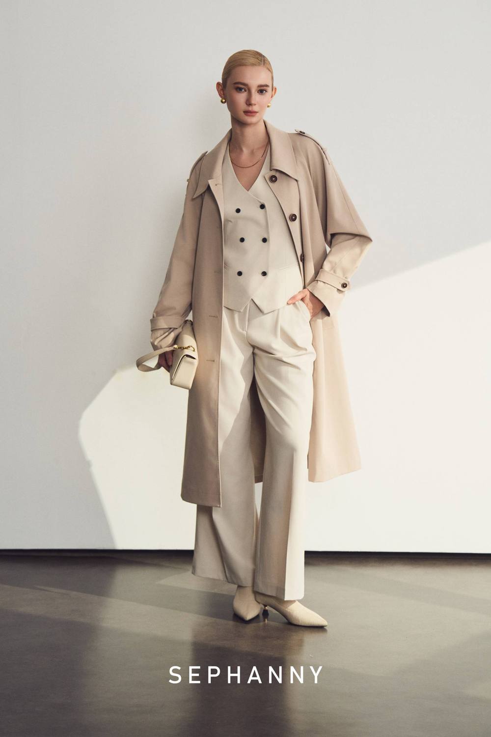 Elizabeth E, photo 2