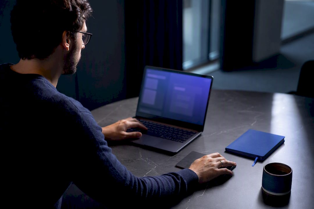 7 Steps for Vibe Coding: Build Fast, Ship Safely for Developers