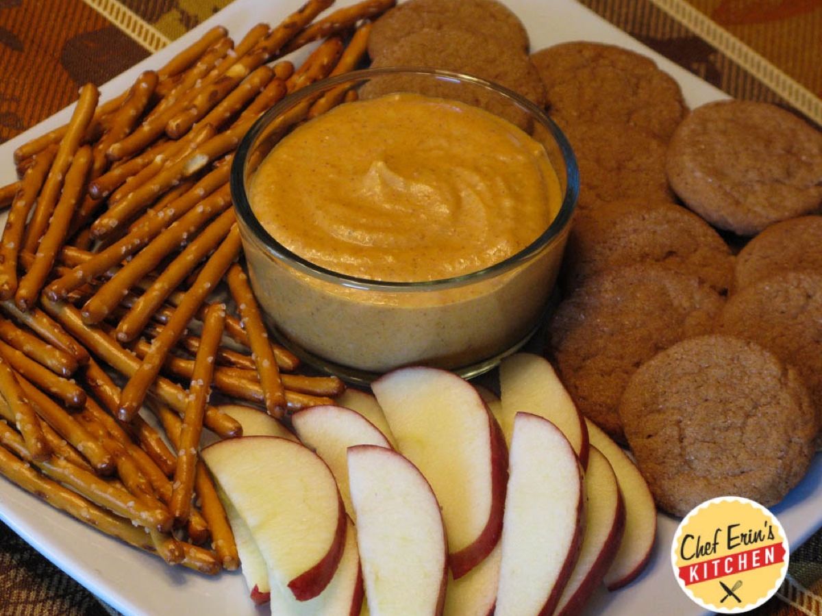 Pumpkin Pie Dip with Soft and Chewy Gingerbread Cookies