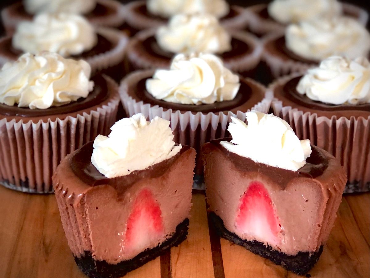 Chocolate Strawberry Cheesecake Bites