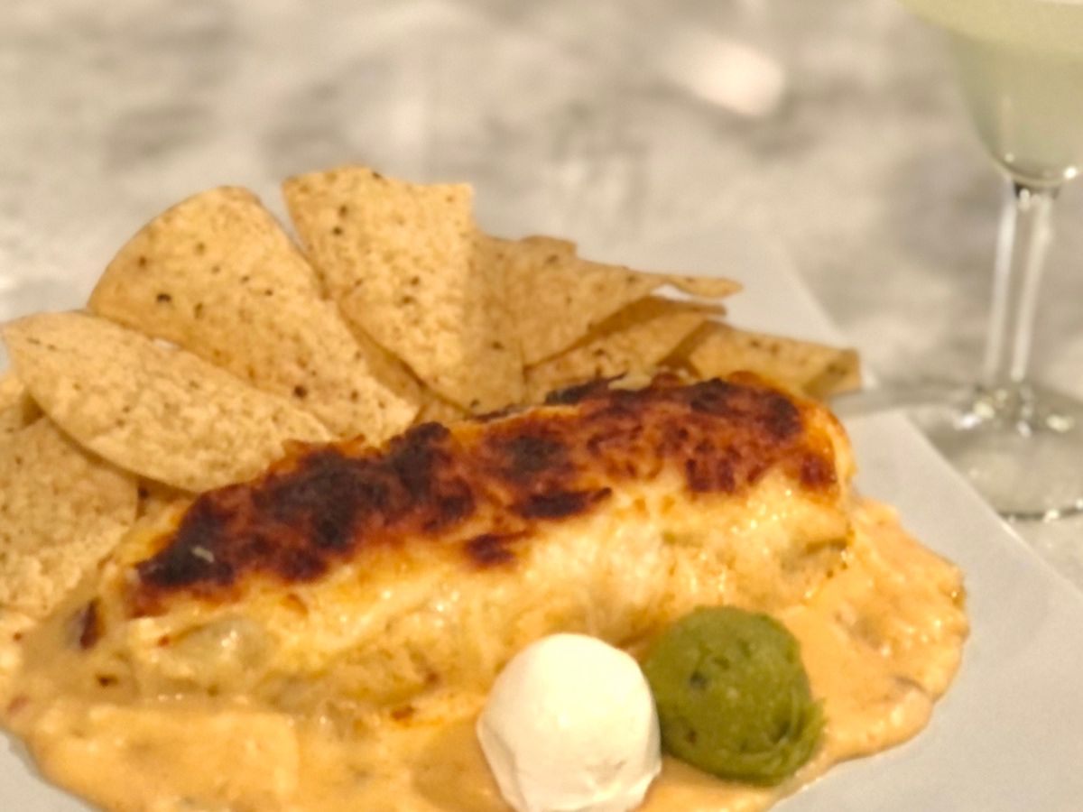 Fajita Wraps with Queso Sauce