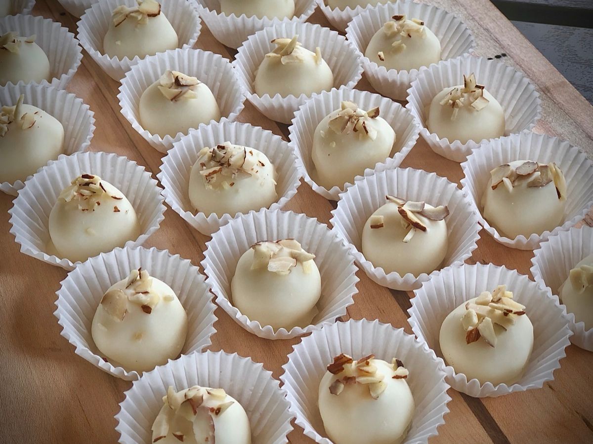 White Chocolate Amaretto Truffles