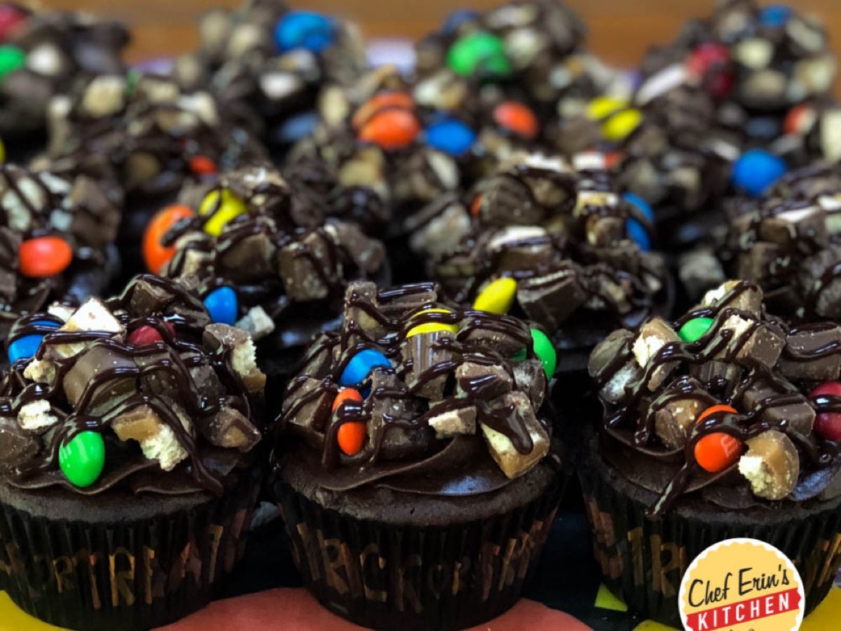 Halloween Candy Cupcakes
