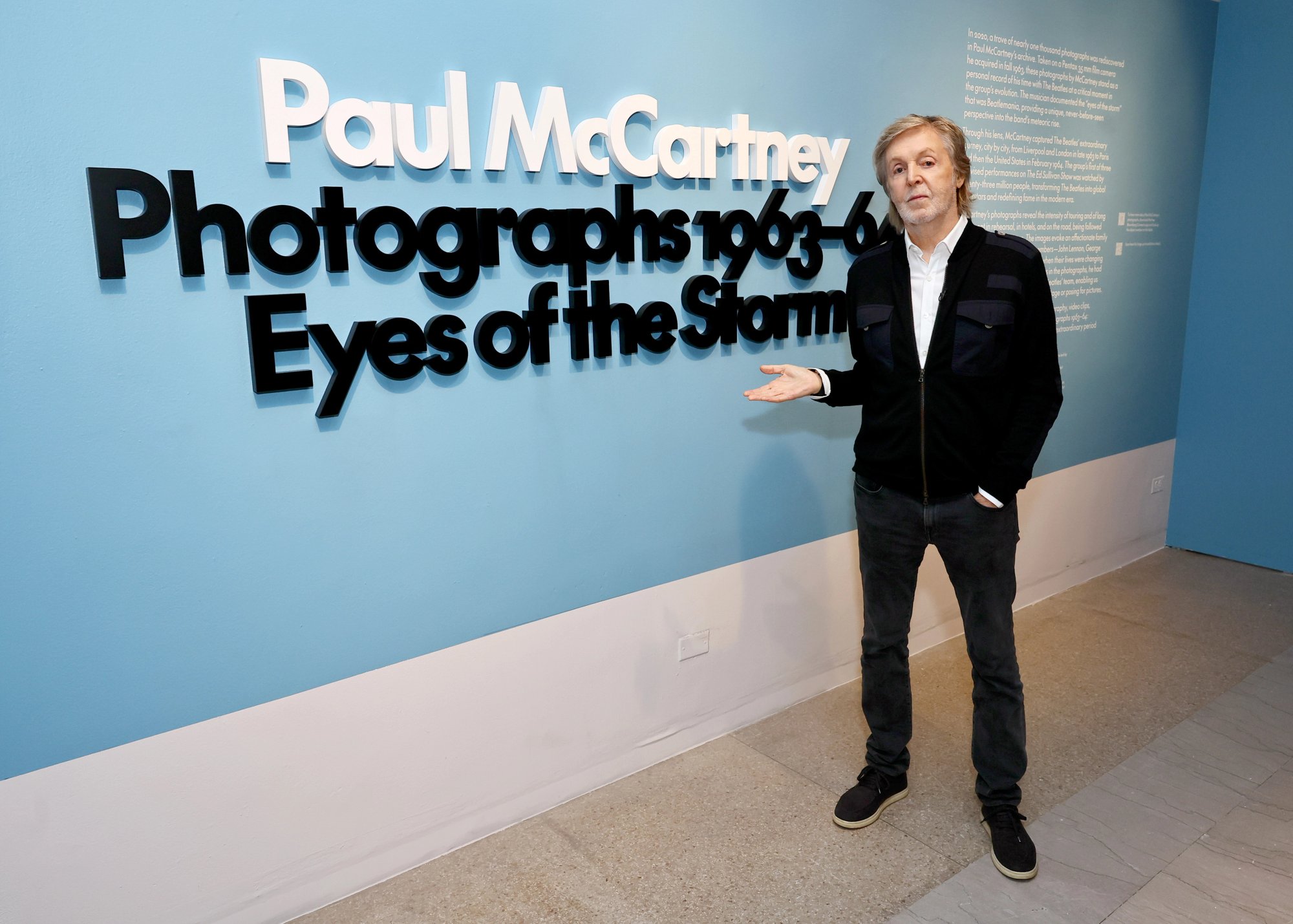 Title wall