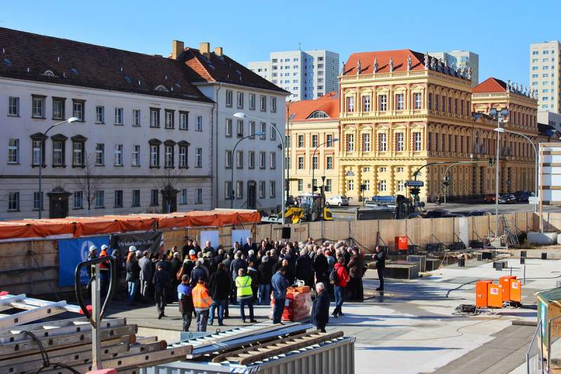 Festakt für erste Steine