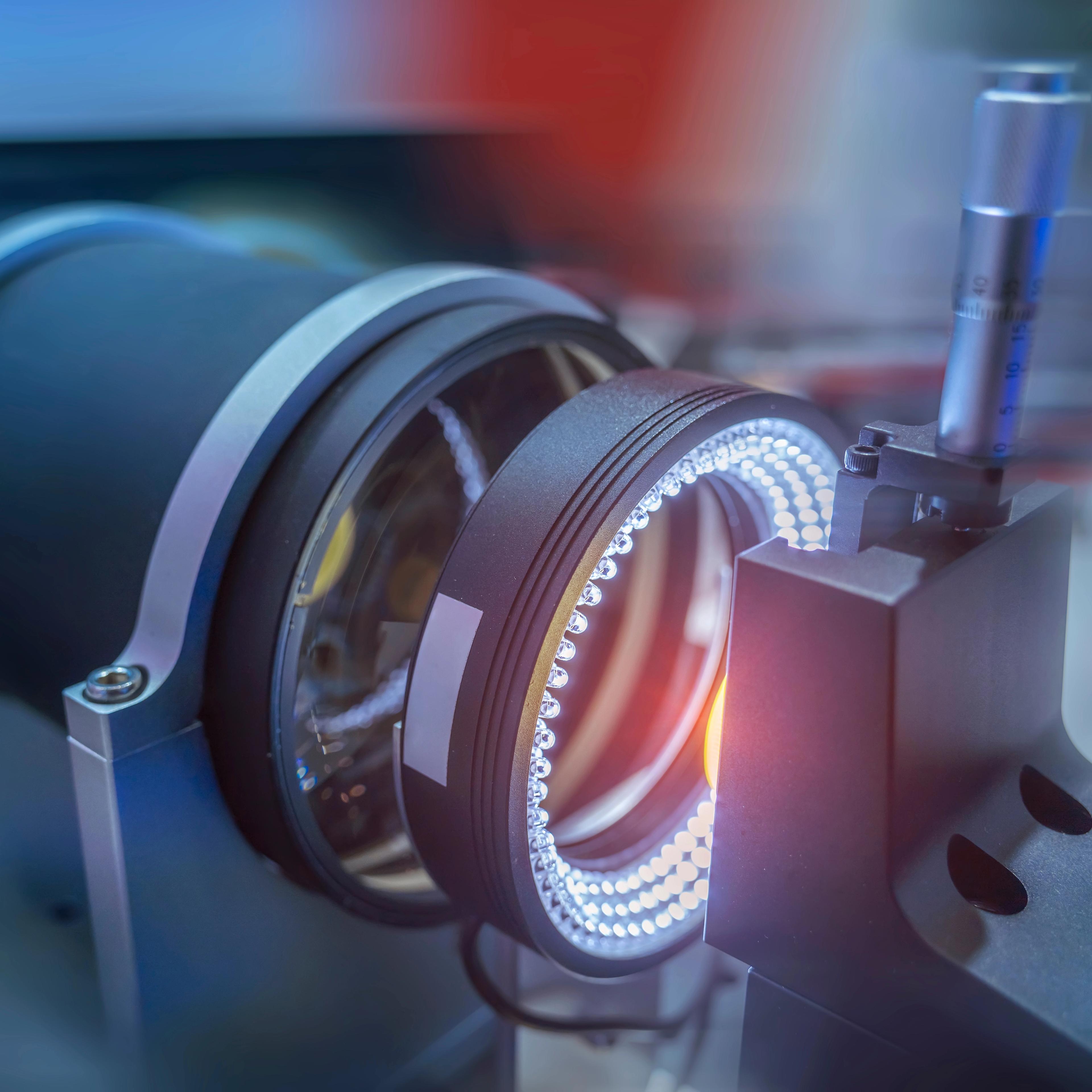 Theoretical Training in Optics