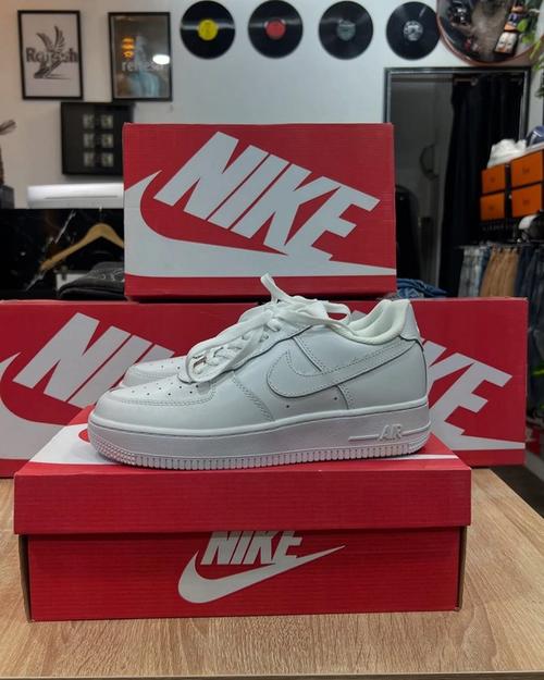 Air Force 1 white