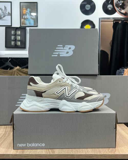 new balance 9060 brown avec box
