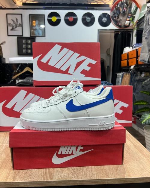 air force blue avec box